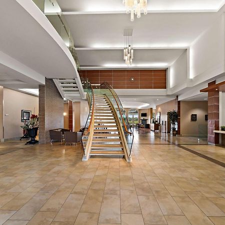 Best Western Plus Orangeville Inn & Suites Kültér fotó