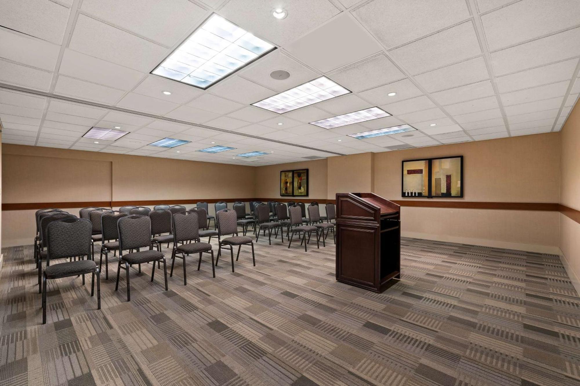 Best Western Plus Orangeville Inn & Suites Kültér fotó