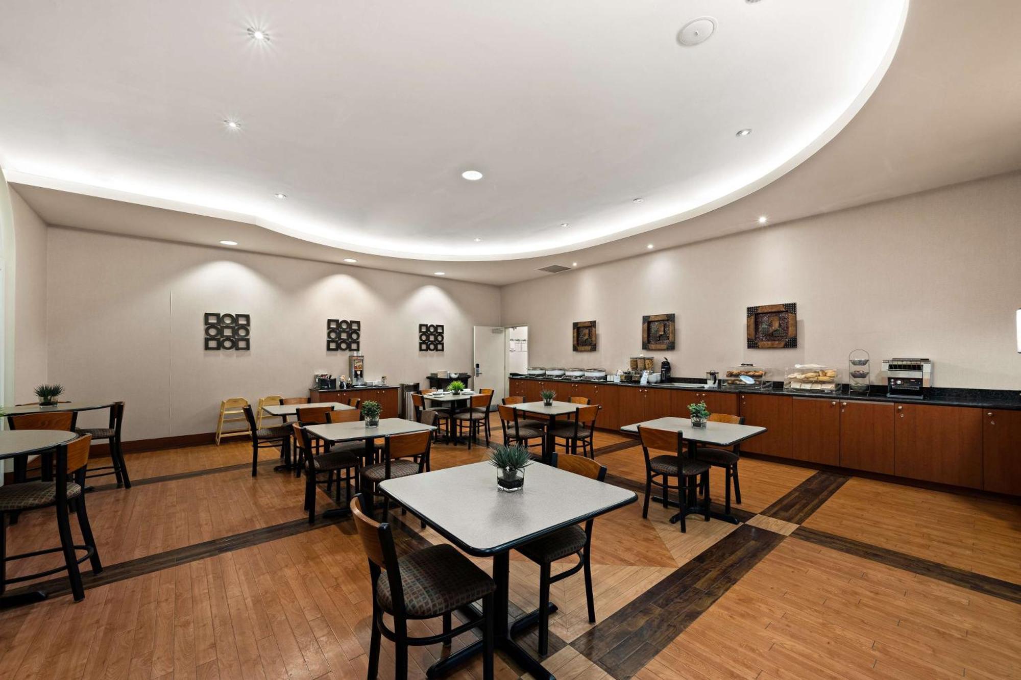 Best Western Plus Orangeville Inn & Suites Kültér fotó